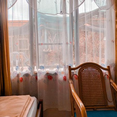 Brussels Homestay Kost Balige Luaran gambar