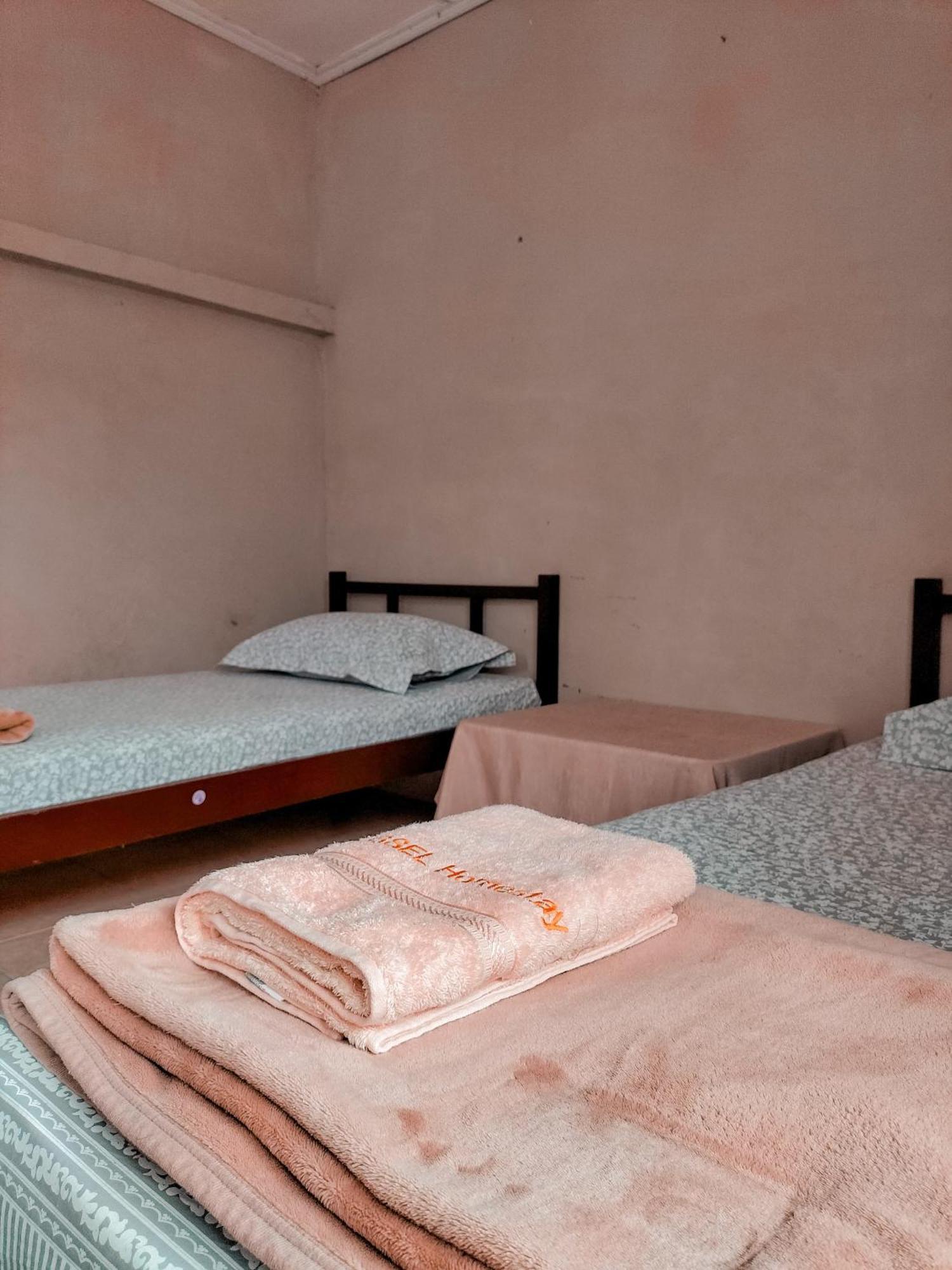 Brussels Homestay Kost Balige Luaran gambar
